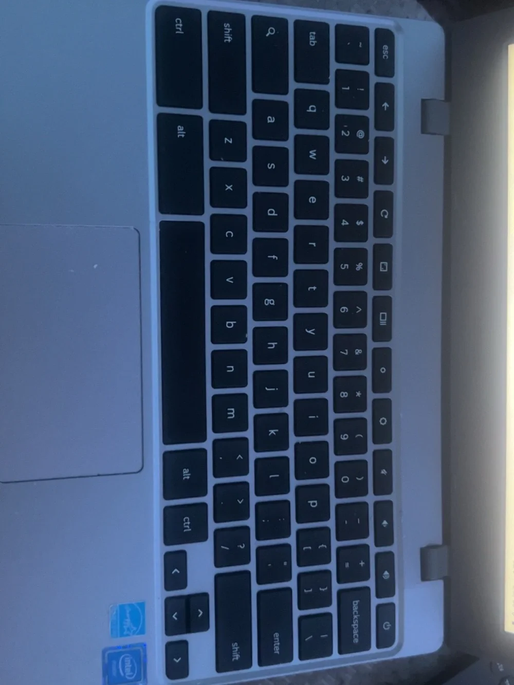 Samsung Chromebook 11.6in intel celeron 2GB RAM 16GB SSD chrome os sliver
